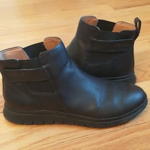 Vionic Black Ankle Boots